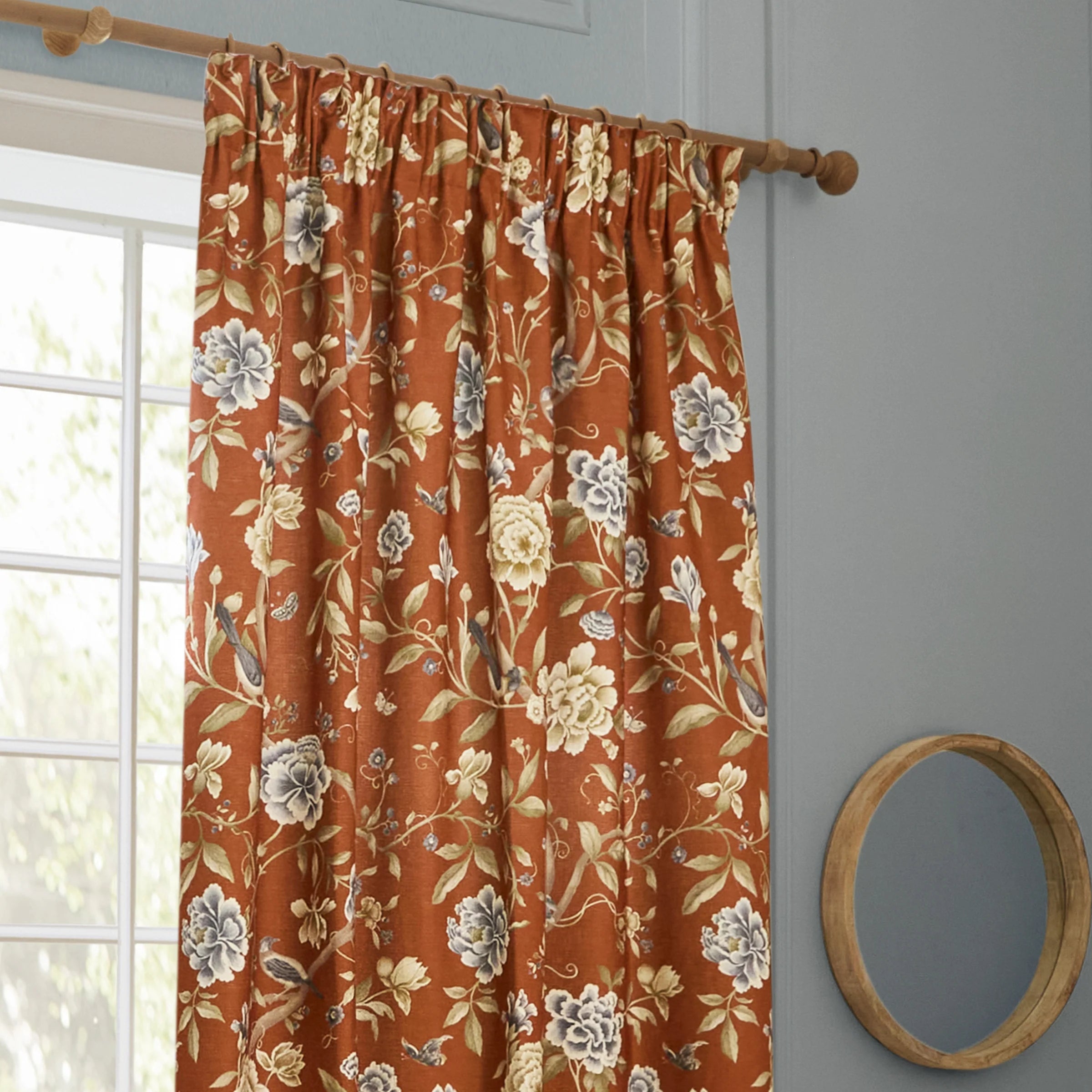 Tende a pieghe a matita in jacquard Brook Woodland - Lino