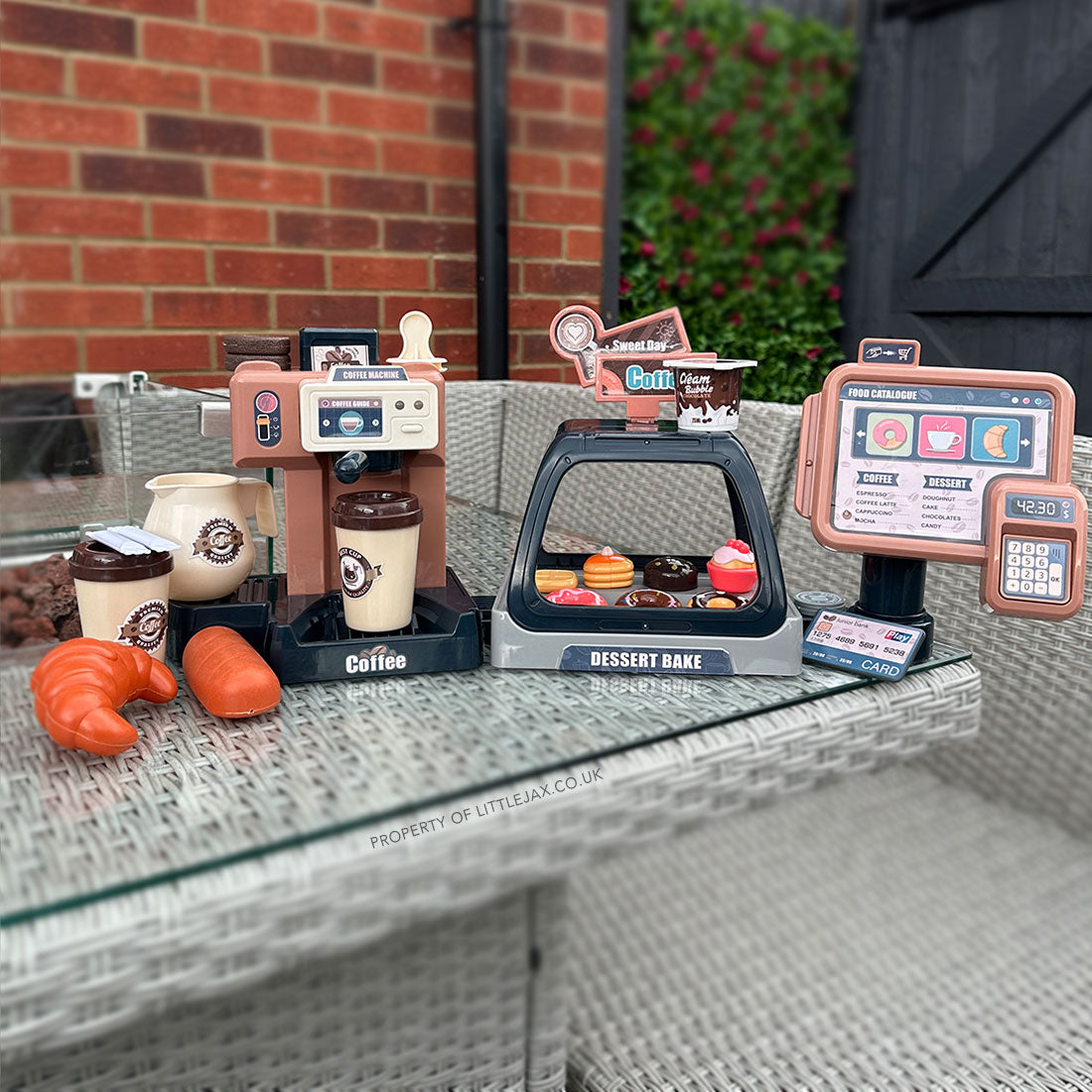 Spielzeugset „Kaffee- und Bäckereistation“ für Kinder