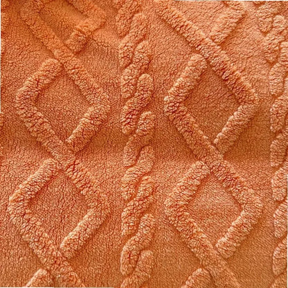 Raised diamond and cable texture on the duvet cover