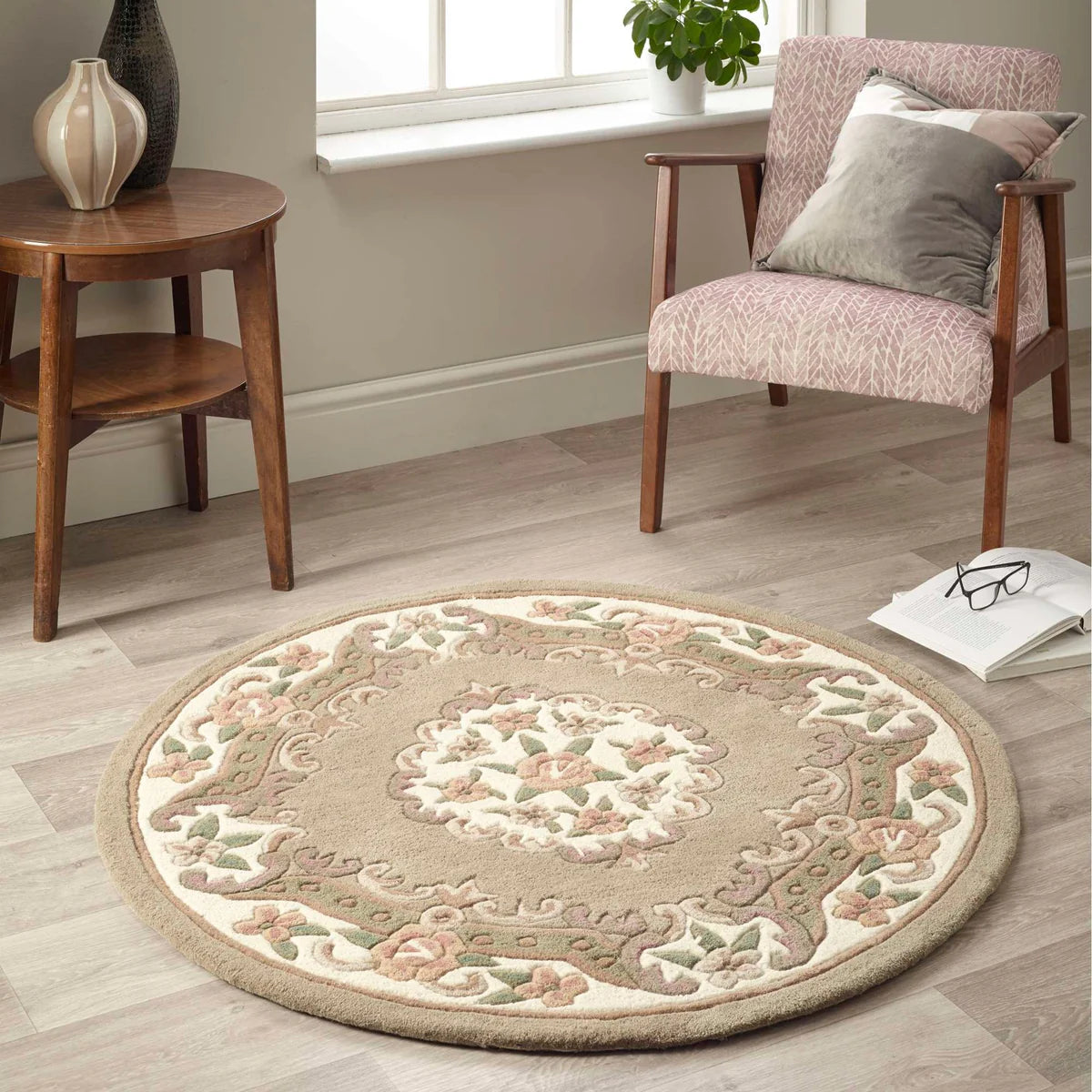 Vintage Motif - Beige Cushioned Wool Rug